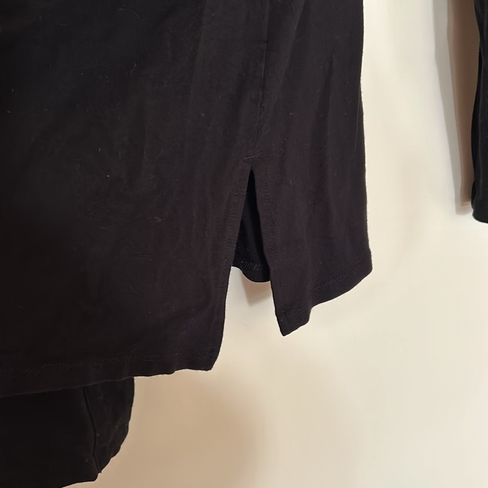 J. Jill black lightweight black blouse with front tying adjustable opening. - Picture 7 of 8